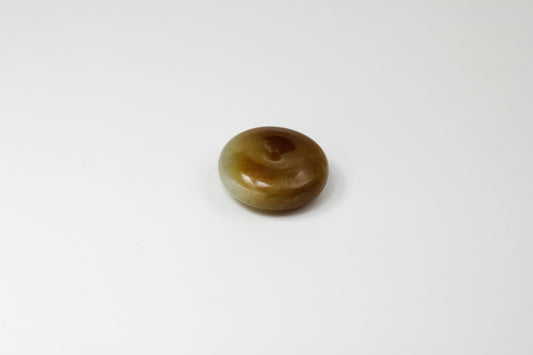 Translucent Lt Brown Jade Carved round shape Luck Donut Pendant / Amulet 和田糖玉平安扣