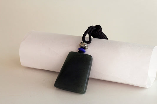 Black color Jade Pendant 和田玉吊坠