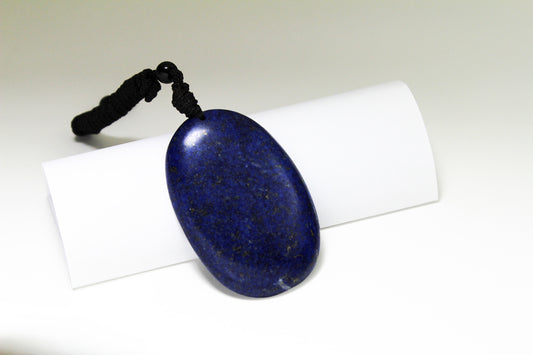 Blue Oval Shape Carved Lapis Pendant 青金石吊坠